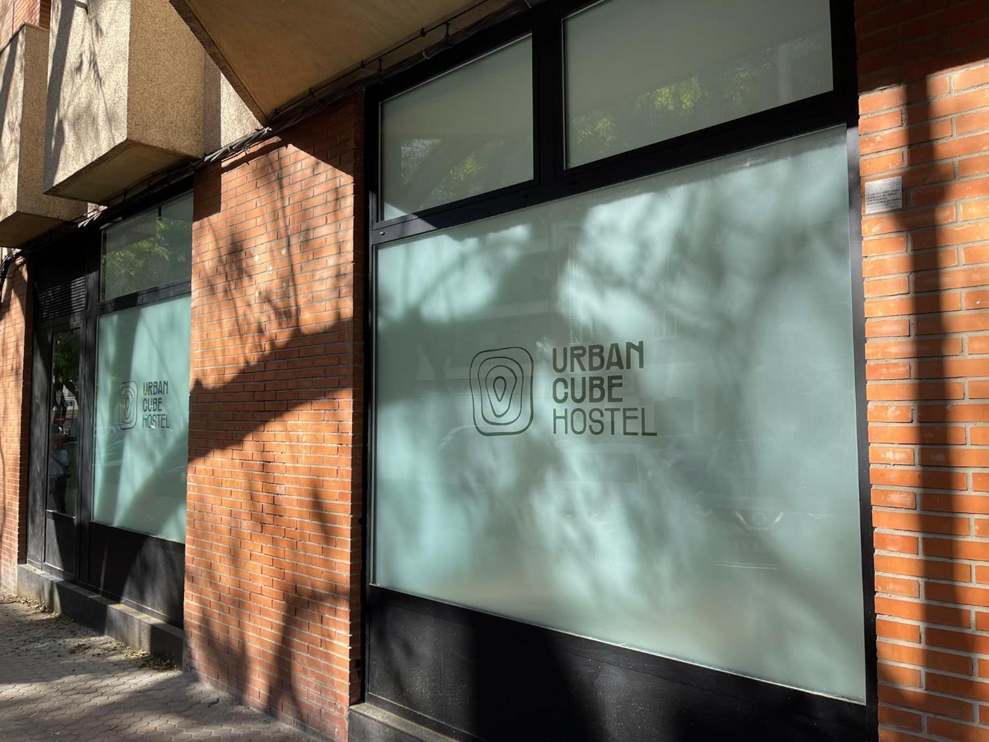 Urban Cube Hostel Sevilla Экстерьер фото