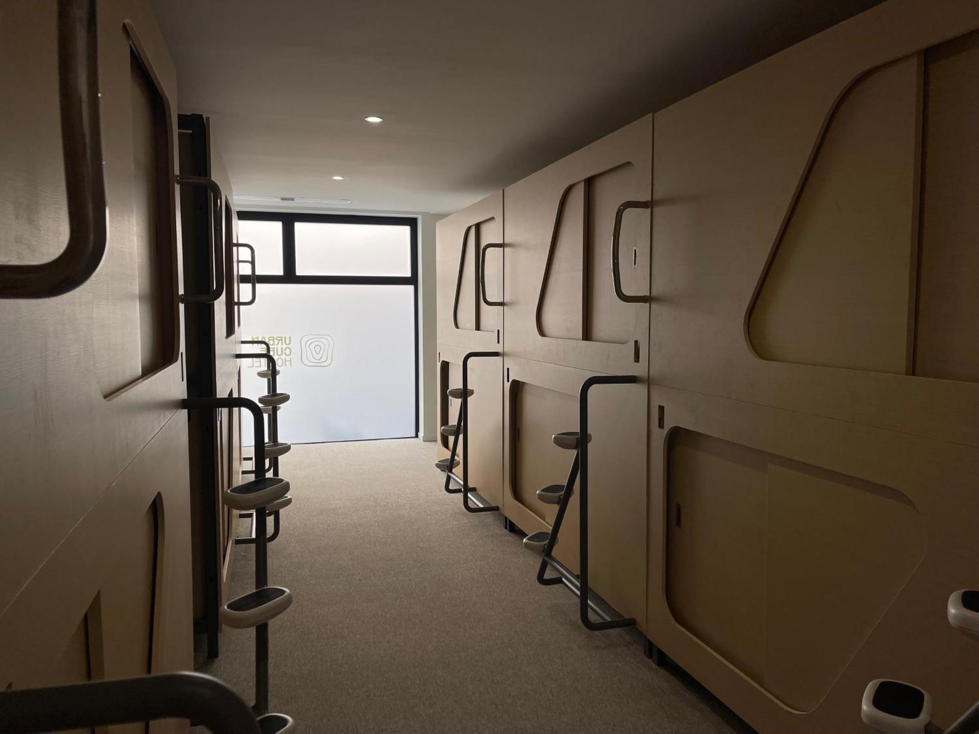Urban Cube Hostel Sevilla Экстерьер фото